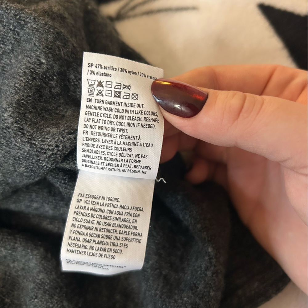 American Eagle Outfitters Dark Gray Sweater - Picture 4 of 4
